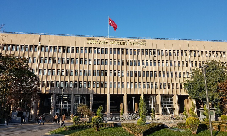 Son Gelişme: Ankara'da yasa dışı bahis operasyonunda 45 şüpheliden 36'sı yakalanarak gözaltına sevk edildi: Ge