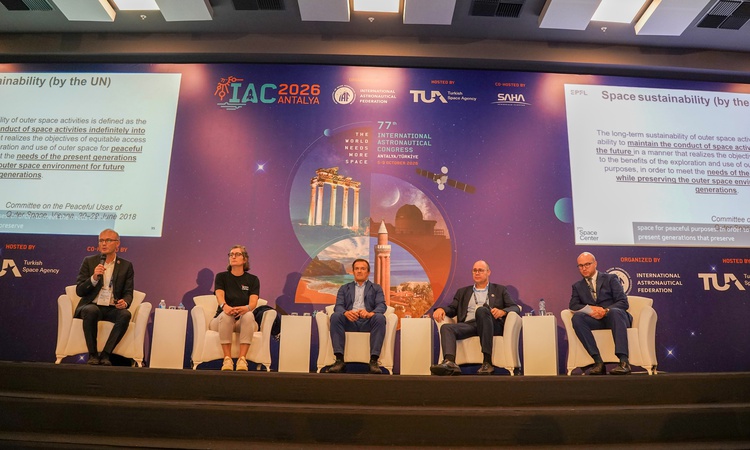 Son Gelişme: Antalya'daki IAC 2026'da uzay enkazına radyasyon direnci ve bakım çözümü ele alındı