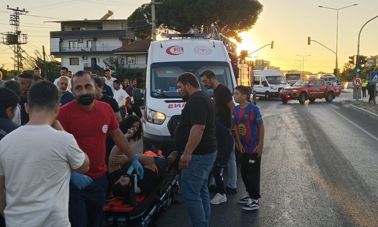 Son Gelişme: Aydın İncirliova'da beton mikseri servis araçlarına çarptı, 10 kişi yaralandı | İşte Tüm Ayrıntıl