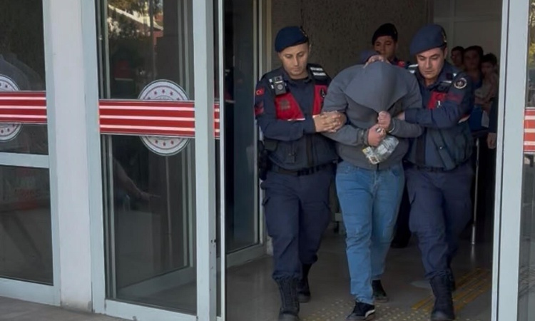 Son Gelişme: Aydın Nazilli'de jandarma operasyonunda 553 gram esrar bulunan şüpheli hakkında tutuklama kararı