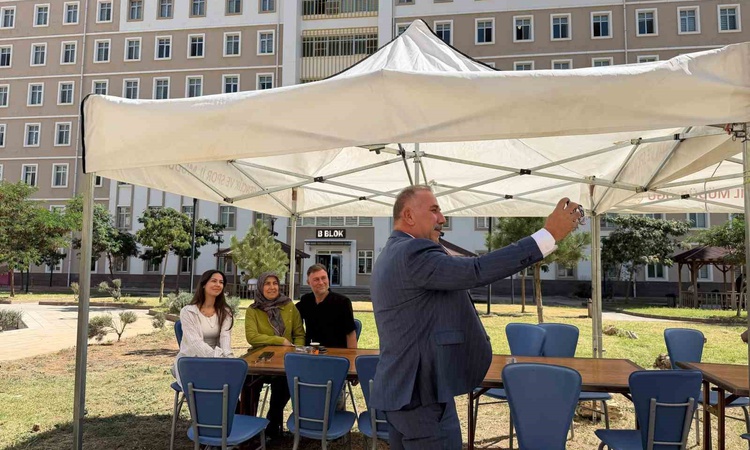 Son Gelişme: Aydın'da yurt kayıtları sürerken İl Müdürü Yığmatepe öğrencilerle buluştu ve Merak Edilenler