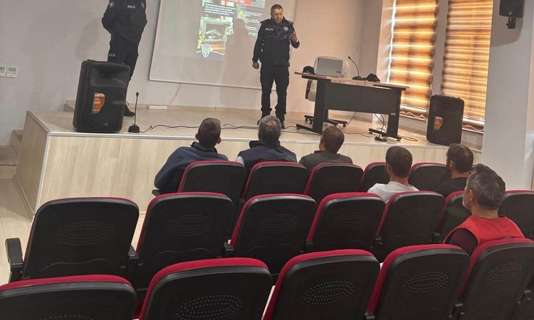 Son Gelişme: Aydıntepe'te ruhsatlı silah sahiplerine güvenli saklama kuralları anlatıldı - Son Dakika Bilgiler
