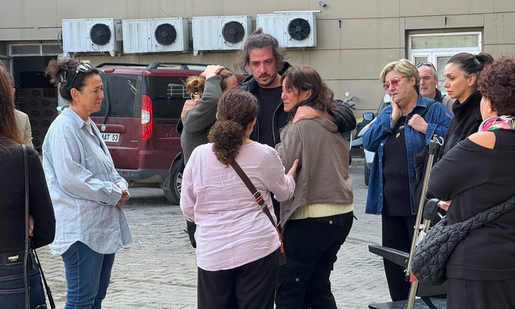 Son Gelişme: Ayvalık açıklarında batan teknede ölen doktor Bingüllü Adana'da toprağa verildi | İşte Tüm Ayrınt