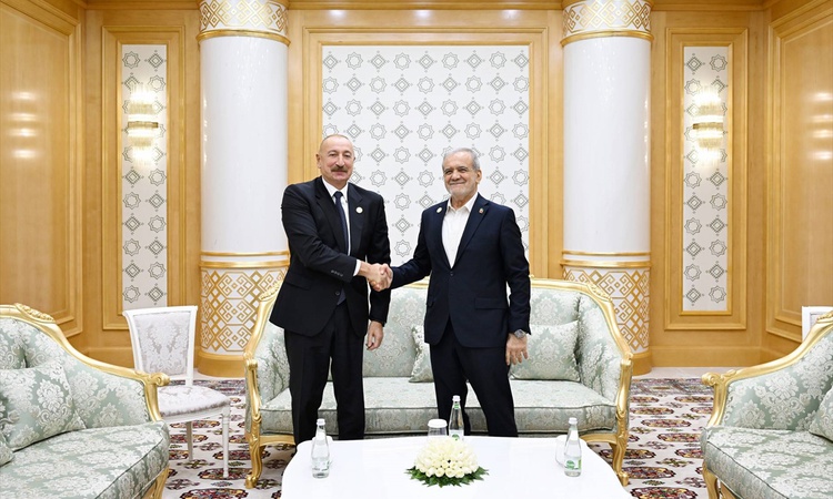 Son Gelişme: Azerbaycan ve İran cumhurbaşkanları BDT zirvesinde Avaza'da buluştu ve Merak Edilenler