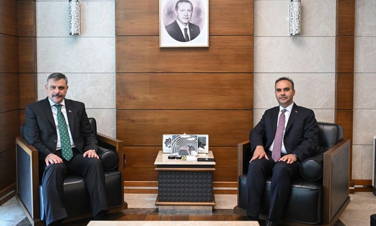 Son Gelişme: Bakan Kacır ve Çiftçi'den 'Türkiye Yüzyılı' için iş birliği vurgusu ve Merak Edilenler