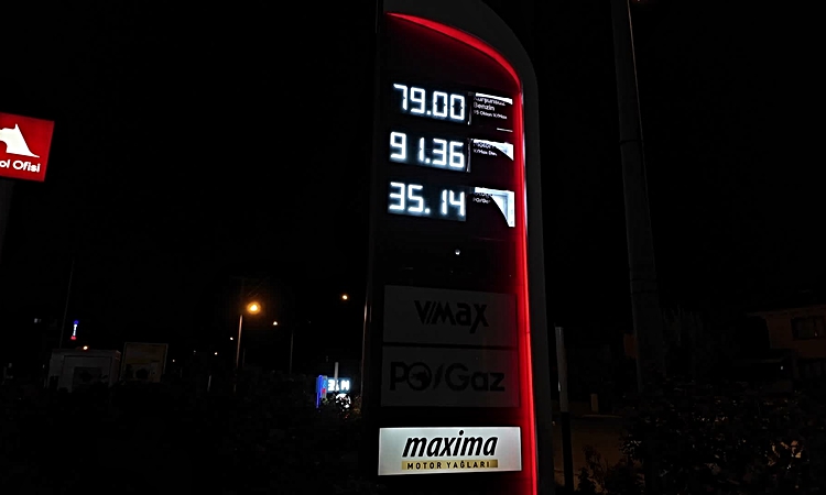Son Gelişme: Benzine gelen zam pompaya yansıdı... "Benzine artık paramız yetmiyor" ve Merak Edilenler
