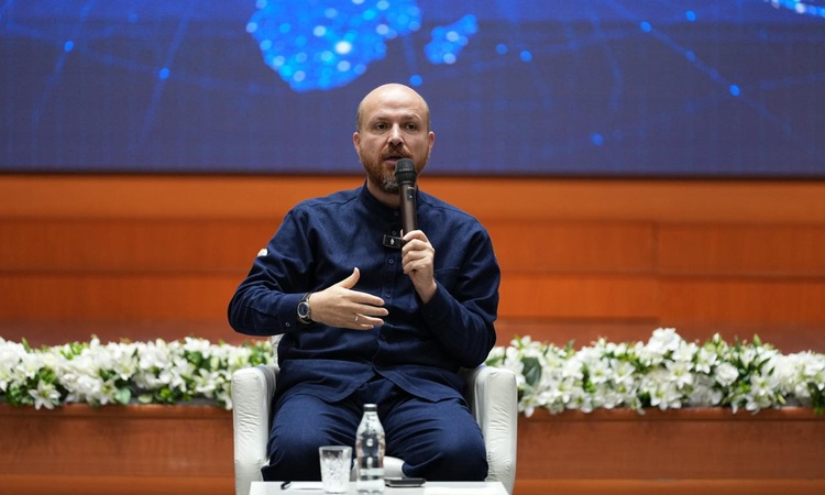 Son Gelişme: Bilal Erdoğan, İslam dünyasına Türk dünyası üzerinden öncülük edilebileceğini söyledi: Gelişmeler
