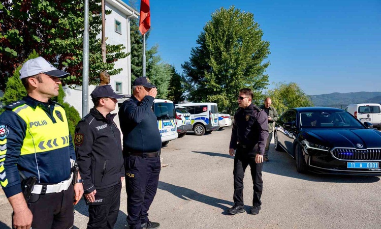 Son Gelişme: Bilecik İl Emniyet Müdürü Çağlar, trafik ve çevik kuvvet şubelerinde inceleme yaptı ve Merak Edil