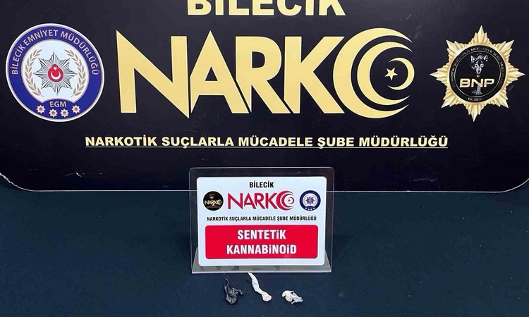 Son Gelişme: Bilecik’te polisin araç ve 3 şüpheli üzerinde yaptığı aramada bonzai ele geçirildi: Gelişmeler Ta
