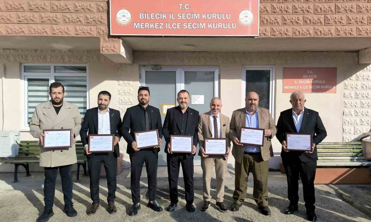 Son Gelişme: Bilecik TSO başkanlığını kazanan Ercan Düzgün ve yönetim kurulu mazbatalarını aldı ve Merak Edile