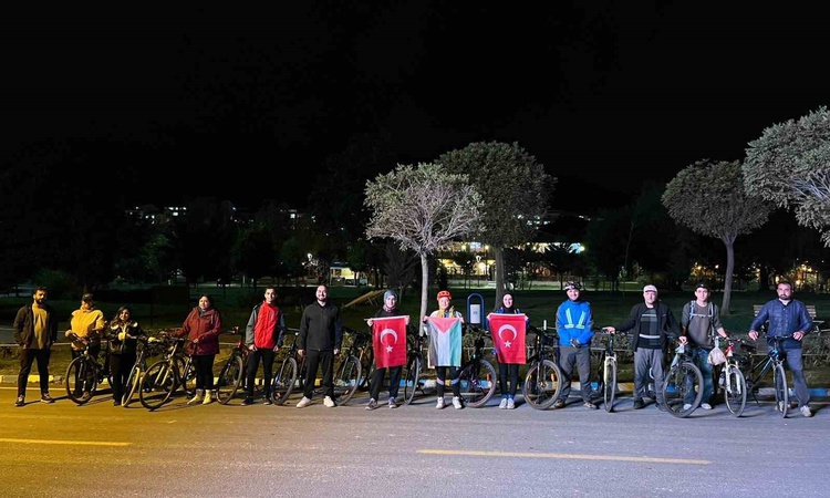 Son Gelişme: Bitlis Tatvan'da Run Club ve Van Gölü Aktivistleri Derneği Gazze için pedal çevirdi: Gelişmeler T