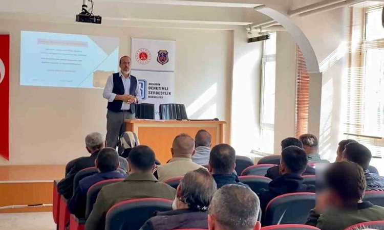Son Gelişme: Bolvadin'de yükümlülere 'Kendimizi Tanıyalım' semineri düzenlendi - Son Dakika Bilgileri
