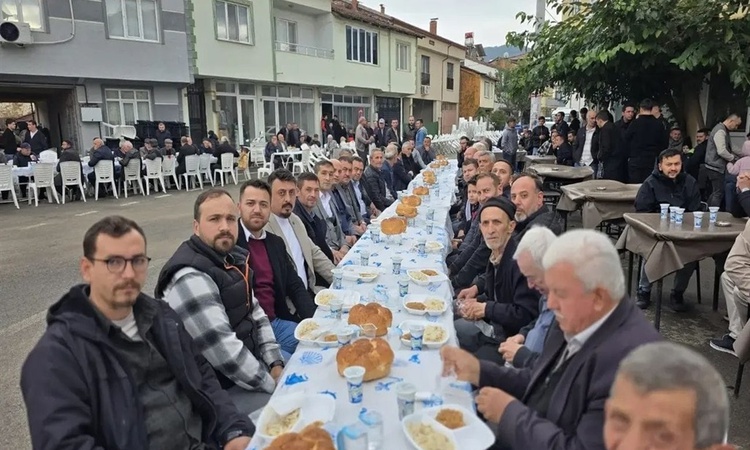 Son Gelişme: Bursa İnegöl'de pilav gününde 182 kişi mide bulantısı ve kusmayla hastaneye başvurdu: Gelişmeler