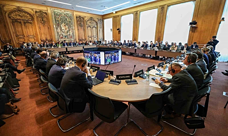 Son Gelişme: COP31 Başkanı Kurum’dan Paris’te iklim finansmanı için "stratejik güvenlik" uyarısı - Son Dakika