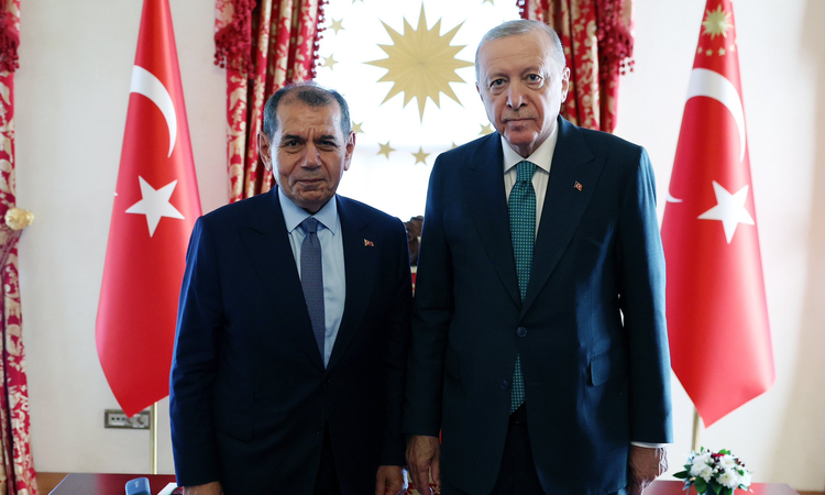Son Gelişme: Cumhurbaşkanı Erdoğan, Galatasaray Spor Kulübü Başkanı Özbek'i kabul etti - Son Dakika Bilgileri