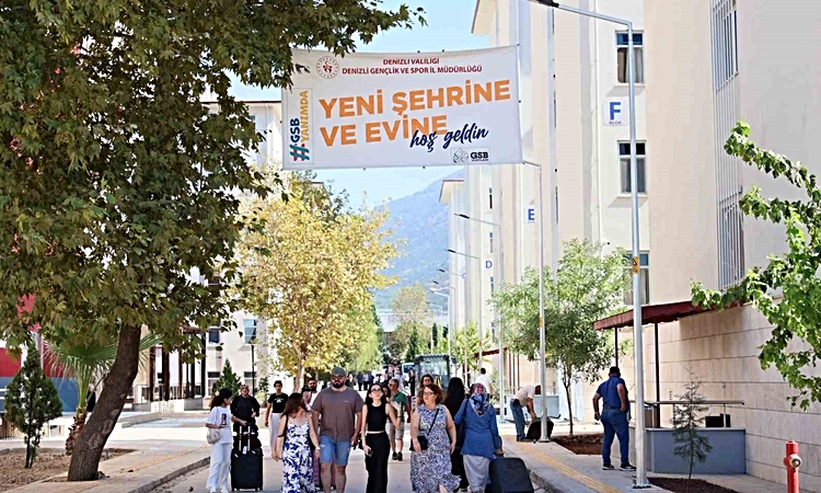 Son Gelişme: Denizli’deki yurtlarda kayıt heyecanı yaşanıyor: Gelişmeler Takip Ediliyor