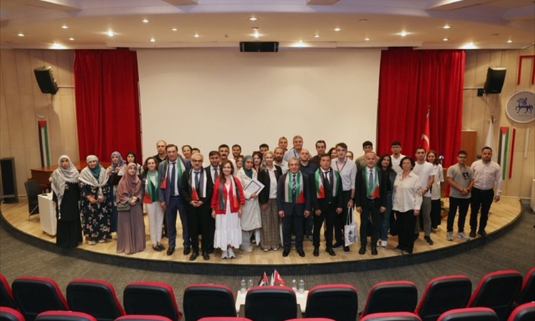 Son Gelişme: DEÜ'de Gazze İçin Bilim Kafe etkinliğine Gazze'den akademisyenler çevrim içi katıldı