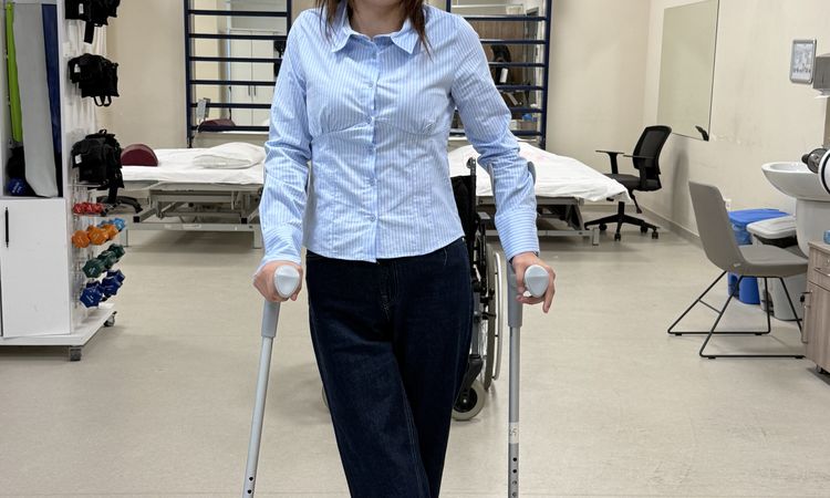 Son Gelişme: Doktorlar 'Yürüyemez' Demişti: Migren Kriziyle Düşen Ceylan Yeniden Yürümeye resmen start aldı -