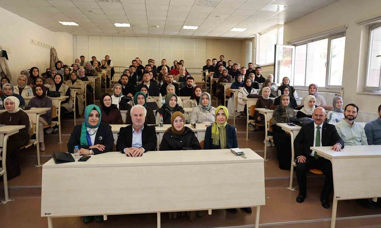 Son Gelişme: Düzce Üniversitesi Rektörü Sözbir, İlahiyat dersinde bilim ve felsefeyi anlattı: Gelişmeler Takip