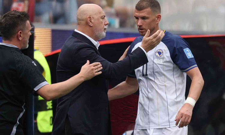 Son Gelişme: Edin Dzeko, Milli Takım Kariyerini Sonlandırıyor: Gelişmeler Takip Ediliyor