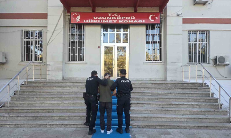 Son Gelişme: Edirne Uzunköprü'de bıçaklı olayda 1 kişi öldü, 1 kişi yaralandı; şüpheli hakkında tutuklama kara