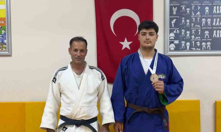 Son Gelişme: Elazığlı sporcu Ali Asaf Çiçek’e milli davet ve Merak Edilenler