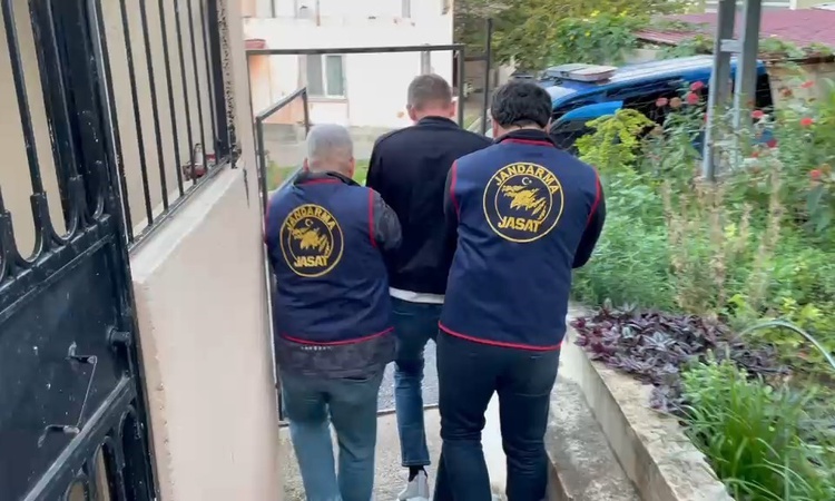 Son Gelişme: Elektrikli bisiklet ve motosiklet dolandırıcılığında 12 şüpheli yakalanarak gözaltına sevk edildi