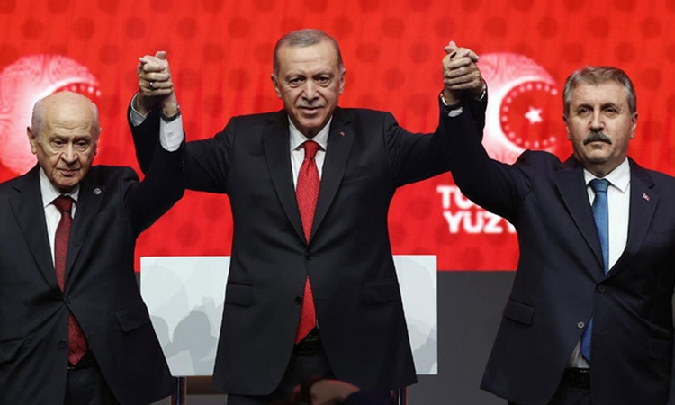 Son Gelişme: Emeklilere ek zam gündemdeyken Mustafa Destici, en düşük maaş için rakam verdi | İşte Tüm Ayrıntı