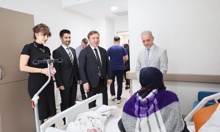 Son Gelişme: Erzincan Valisi Aydoğdu, Mengücek Gazi Hastanesi'nde hastaları ziyaret etti ve Merak Edilenler