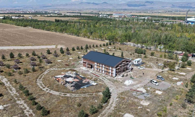 Son Gelişme: Erzurum'da Atatürk Üniversitesi Milli Teknoloji Atölyesi tamamlanma aşamasına geldi: Gelişmeler T