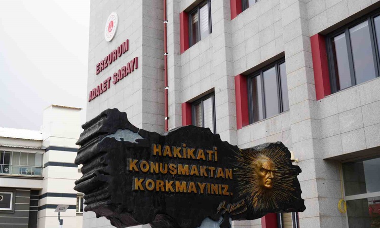 Son Gelişme: Erzurum'daki hukukçular yapay zekâya mesafeli yaklaştı, araştırma hibrit model önerdi: Gelişmeler