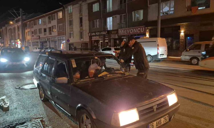 Son Gelişme: Eskişehir’de 25 polis ekibinin katılımı ile asayiş ve trafik uygulaması | İşte Tüm Ayrıntılar