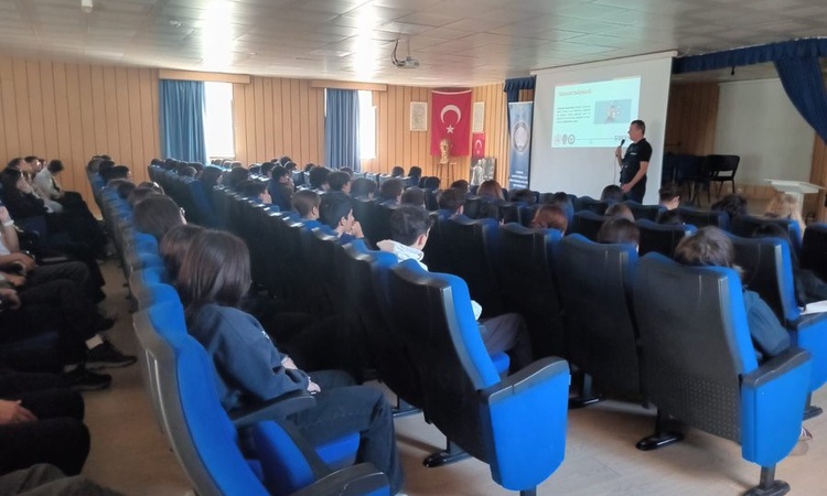 Son Gelişme: Eskişehir'de SİBERAY eğitimleriyle 3 okulda 490 öğrenci ve 40 öğretmene ulaşıldı ve Merak Edilenl