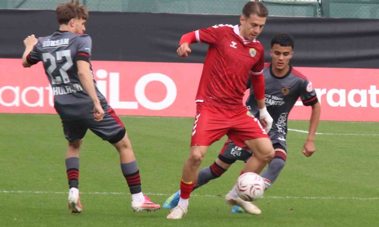 Son Gelişme: Etimesgut SK, Ziraat Türkiye Kupası 3. Turu'nda Gaziantep FK'ya 4-0 yenildi: Gelişmeler Takip Edi