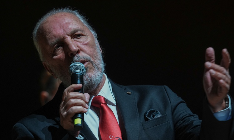 Son Gelişme: Fatih Erkoç, CSO Ada Ankara konserinde Türk sanat müziği eserlerini seslendirdi