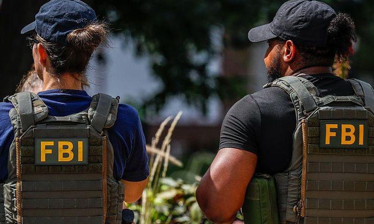 Son Gelişme: FBI'ı hackleyen grup, binlerce ajanın tıbbi kayıtlarını sızdırdığını iddia etti
