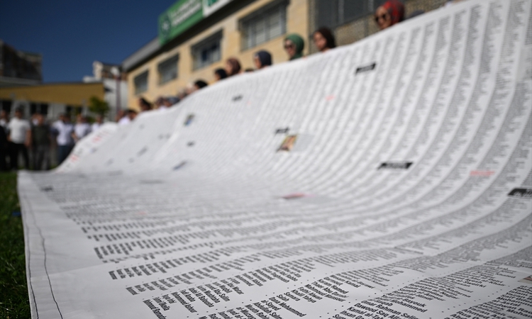 Son Gelişme: Filistin'de öldürülen 16 bin 277 çocuğun ismi brandaya yazıldı