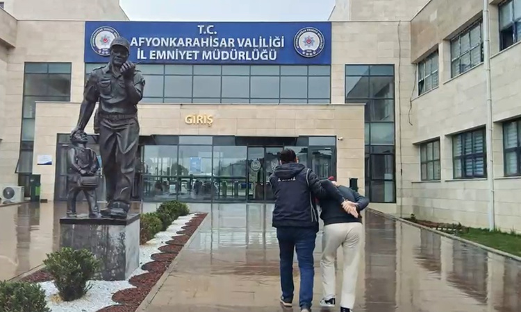Son Gelişme: Gizli bölme bile kurtaramadı! FETÖ hükümlüsü evde yakalandı | İşte Tüm Ayrıntılar