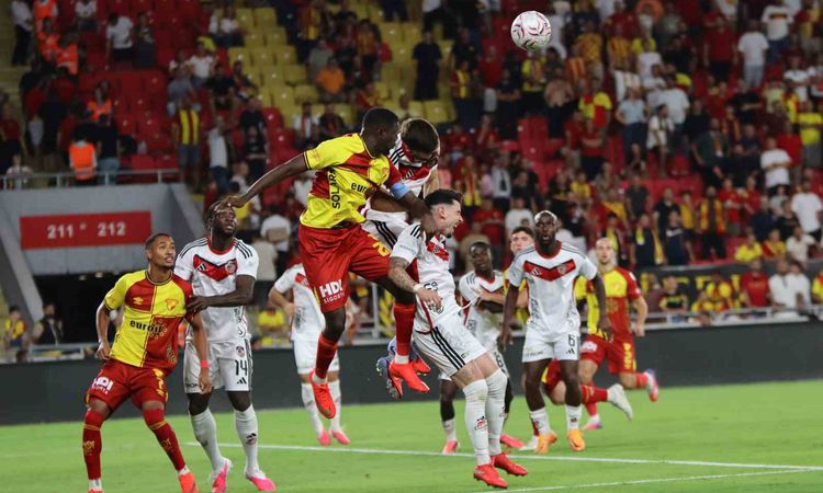 Son Gelişme: Göztepe, ligin en fazla gol yiyen takımı: Gelişmeler Takip Ediliyor