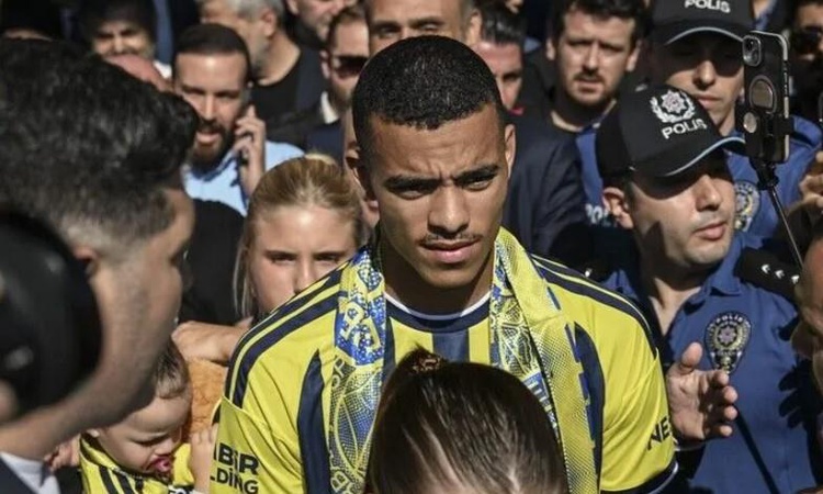 Son Gelişme: Greenwood ceza alacak mı, Azerbaycan hazırlık maçında kırmızı kart gören Greenwood ceza alır mı?