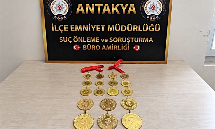Son Gelişme: Hatay'da otomobilden inen kişinin düşürdüğü altınları alan şüpheli yakalandı - Son Dakika Bilgile