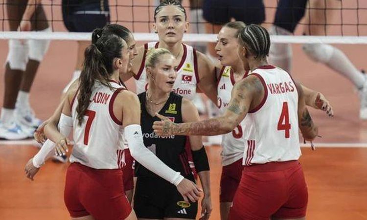 Son Gelişme: İtalya Türkiye voleybol maçı kaç kaç bitti? Türkiye İtalya maçını kim kazandı? 2026 Avrupa Voleyb