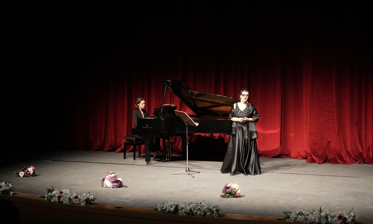 Son Gelişme: İzmir Kültür Yolu Festivali'nin 7'nci gününde Mozart Akşamı konseri İzmirlilerle buluştu: Gelişme