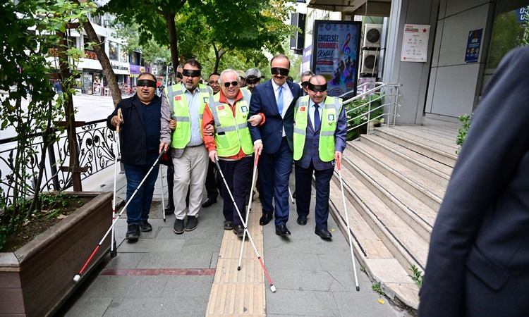 Son Gelişme: Isparta'da görme engelliler için farkındalık programında beyaz bastonla yüründü | İşte Tüm Ayrınt