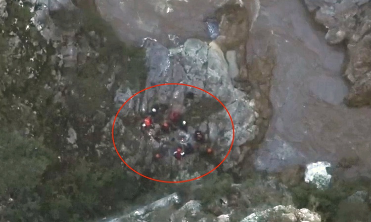 Son Gelişme: Isparta Sütçüler'de mahsur kalan 10 İHH gönüllüsünün yeri dronla tespit edildi: Gelişmeler Takip