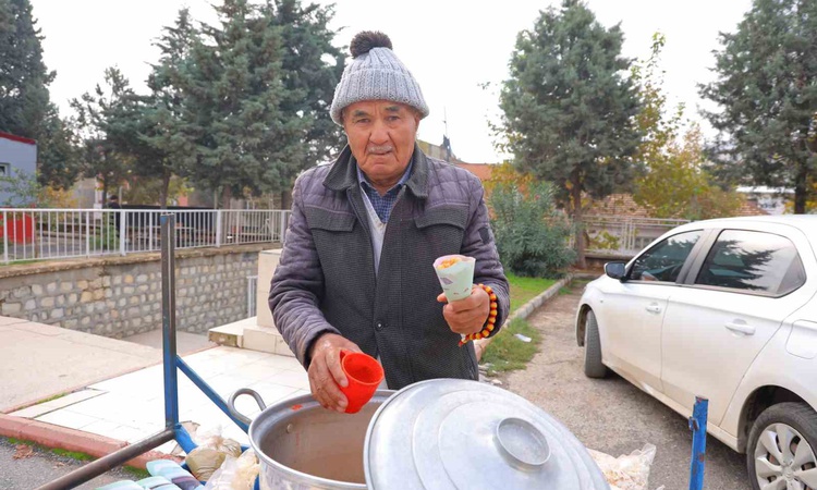 Son Gelişme: Kahramanmaraş'ta 35 yıldır nohut satan Osman Beyitler 4 katlı ev yaptırdı - Son Dakika Bilgileri