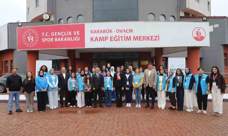 Son Gelişme: Karabük Ovacık’ta 30 kamp lideriyle EkoLider eğitici eğitimi sürüyor - Son Dakika Bilgileri
