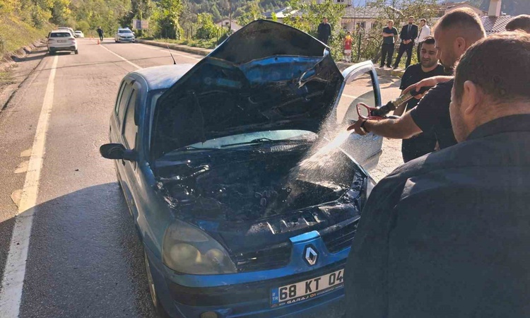 Son Gelişme: Kastamonu Şenpazar'da seyir halindeki otomobilde çıkan yangın itfaiyece söndürüldü ve Merak Edile