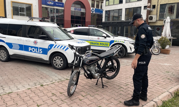 Son Gelişme: Kayseri Kocasinan'da ehliyetsiz 16 yaşındaki sürücüye 351 bin lira ceza kesildi | İşte Tüm Ayrınt