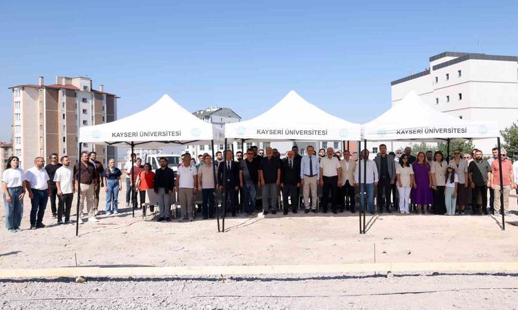Son Gelişme: KAYÜ'de Bilişim Teknolojileri MYO Temel Atma Töreni: Gelişmeler Takip Ediliyor